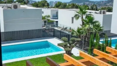 Chalet in Golf Bahía Urbanization photo 19