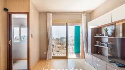 Apartment in El Camp de l'Arpa del Clot photo 5