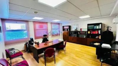 Apartment in Nou Centre photo 2