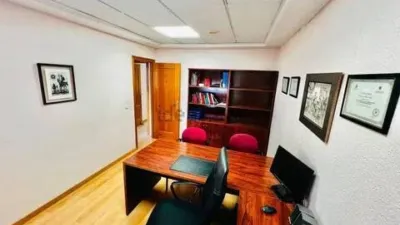 Apartment in Nou Centre photo 4