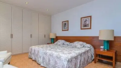 Rustic house in L'Eixample Centre-Barri Antic photo 9