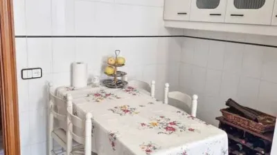Apartment on Avenida de Mariano Vicén photo 40