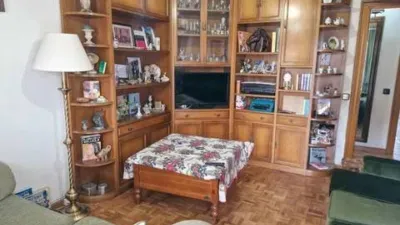 Apartment on Avenida de Mariano Vicén photo 4