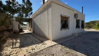 Chalet in Crevillent photo 3