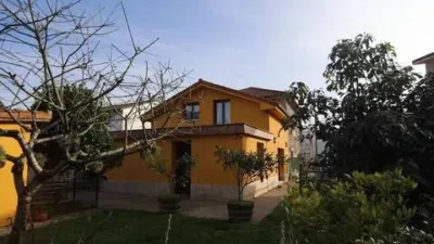 Chalet in Santa María de Cayón photo 2