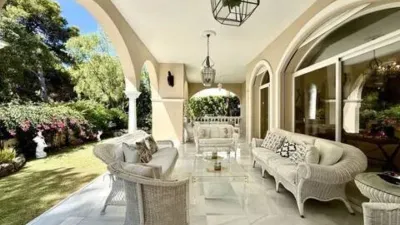 Chalet in Estepona photo 2