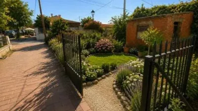 Chalet in Patones photo 2