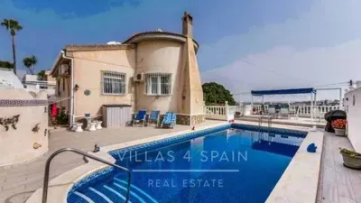 Chalet on Calle Mar Mediterráneo photo 22