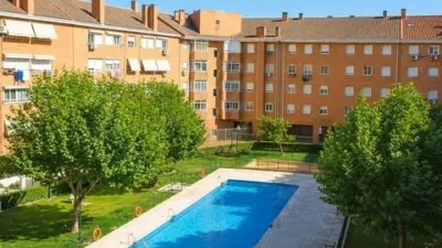 Flat in Fuenlabrada photo 2