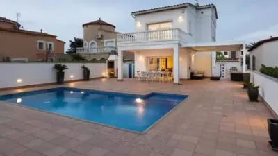 Chalet en Carrer de l'Ebre photo 11