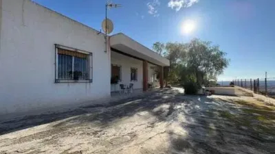 Chalet in Crevillent photo 2