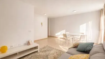Apartment on Benchomo Street photo 2
