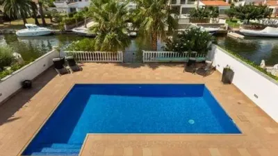 Chalet en Carrer de l'Ebre photo 14