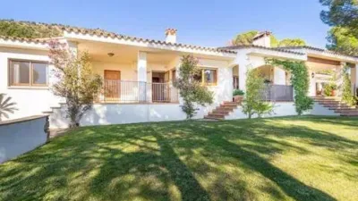 Chalet en Carrer Nord photo 6