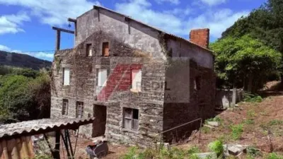 Chalet in A Chantada (Requeira) photo 3