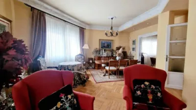 Apartment in Trafalgar photo 2