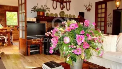 Chalet in Castellví de Rosanes photo 9
