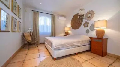 Chalet on Carrer de la Riera Ginjolers photo 17