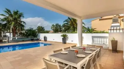 Chalet en Carrer de l'Ebre photo 16