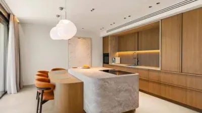 Chalet on Carrer Londres photo 8