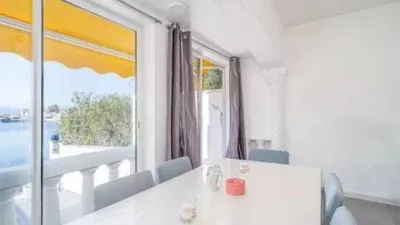 Apartment on Carrer de Sant Maurici photo 7