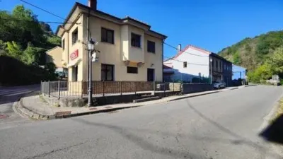 Chalet on Calle Caserio Carrocera No Number photo 6