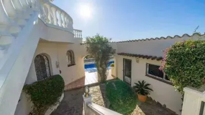 Chalet on Carrer de la Riera Ginjolers photo 39