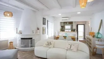 Chalet on Carrer del Segre photo 16