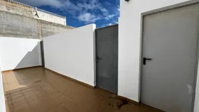 Apartment on Carrer de Miguel Servet photo 8