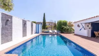 Chalet on Carrer Norfeu photo 8
