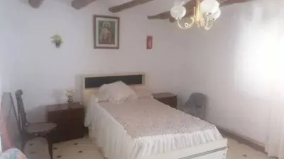 Casa rústica en venta en Calle Medio, cerca de Calle Mayor, Blesa de 48.000 €