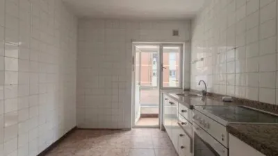 Apartment in Ciudad-Naranco-Vallobín photo 6