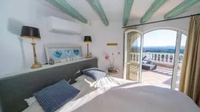 Chalet on Carrer de la Riera Ginjolers photo 35