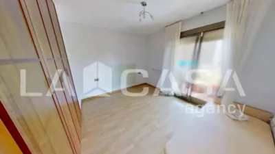Apartment in La Verneda-La Pau photo 8