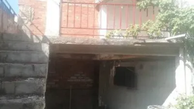 Casa rústica en venta en Calle Medio, cerca de Calle Mayor, Blesa de 48.000 €
