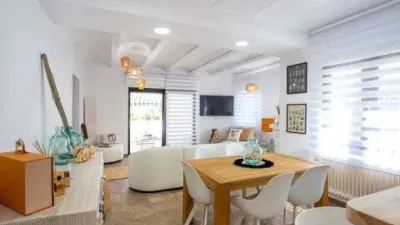 Chalet on Carrer del Segre photo 20