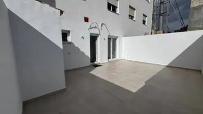 Apartment on Carrer de Miguel Servet photo 41
