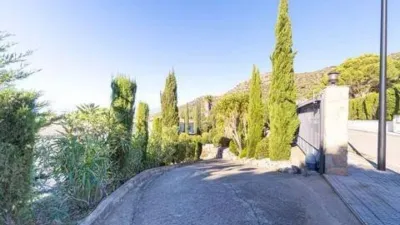 Chalet on Carrer Nord photo 2