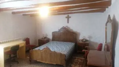 Casa rústica en venta en Calle Medio, cerca de Calle Mayor, Blesa de 48.000 €