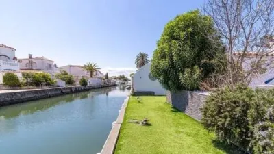 Chalet on Carrer Norfeu photo 26