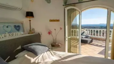 Chalet on Carrer de la Riera Ginjolers photo 37