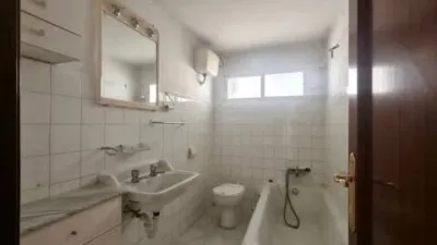 Apartment in Ciudad-Naranco-Vallobín photo 14
