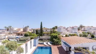 Chalet on Carrer Norfeu photo 44
