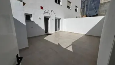 Apartment on Carrer de Miguel Servet photo 7