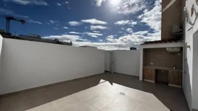 Apartment on Carrer de Miguel Servet photo 10