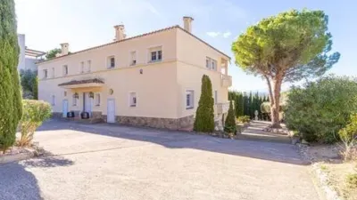 Chalet on Carrer Nord photo 5