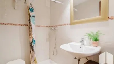 Apartment in Centre photo 19