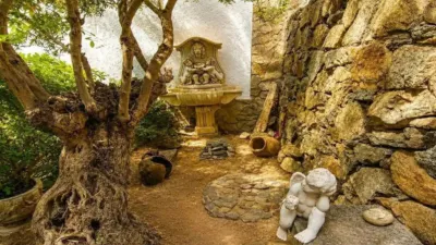 Chalet on Carrer de Pau Vila photo 33