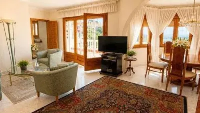 Chalet on Carrer de Pau Vila photo 8
