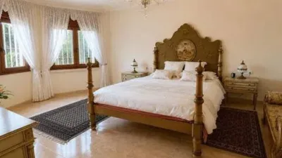 Chalet on Carrer de Pau Vila photo 17